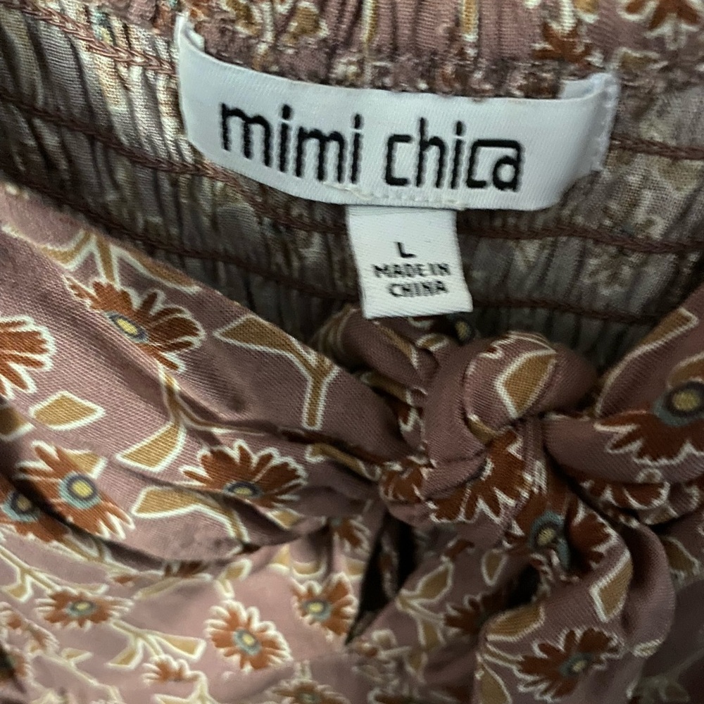 Chic Patterned Dress - Picture 3 of 5